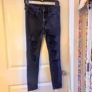 Sz 8S American Eagle Distressed Black Skinny Jeans